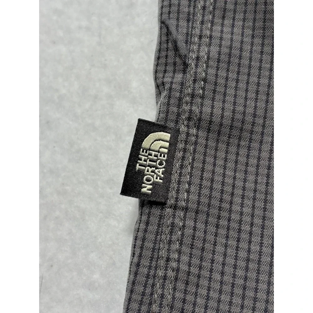 The North Face Shirt Mens Medium Gray Check Short Sleeve Button Up Hiking Casual